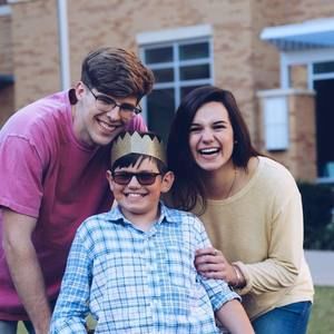 Meet your Posher, Kenzie